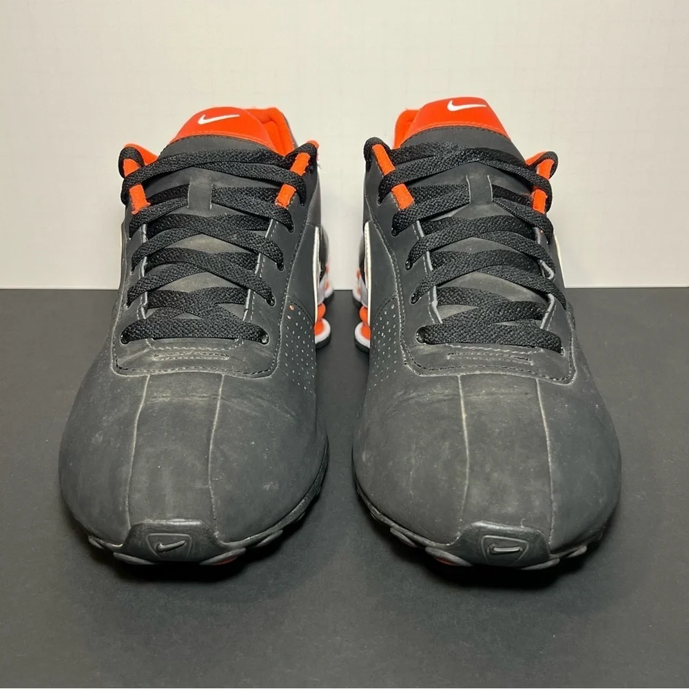 Mens NIKE Shox Deliver Rare Black & Orange Sneakers / Size 11